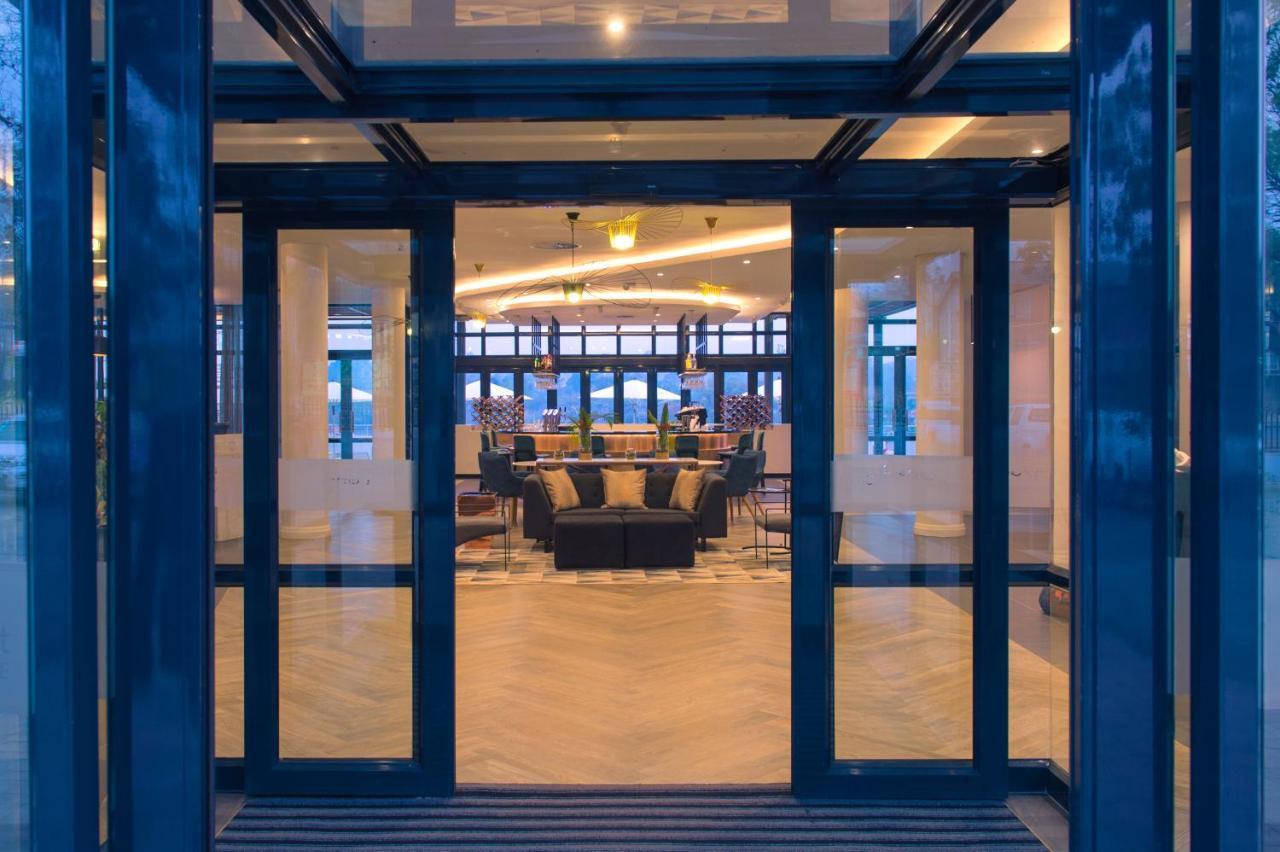 Отель Garden Court Kitwe Экстерьер фото