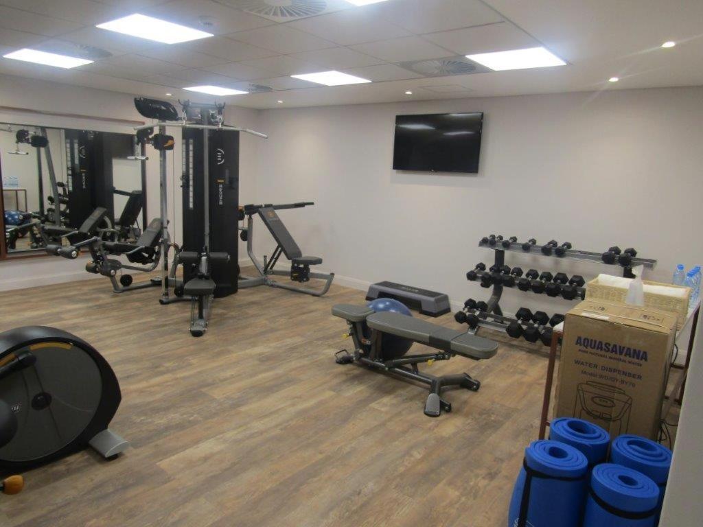 Отель Garden Court Kitwe Экстерьер фото